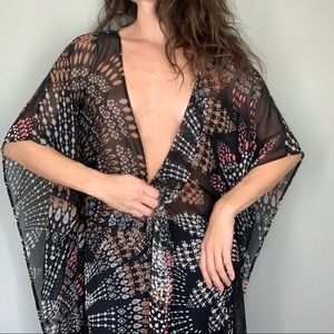 LIKE NEW S Flowy Sheer Kimono or Swim Cover Up